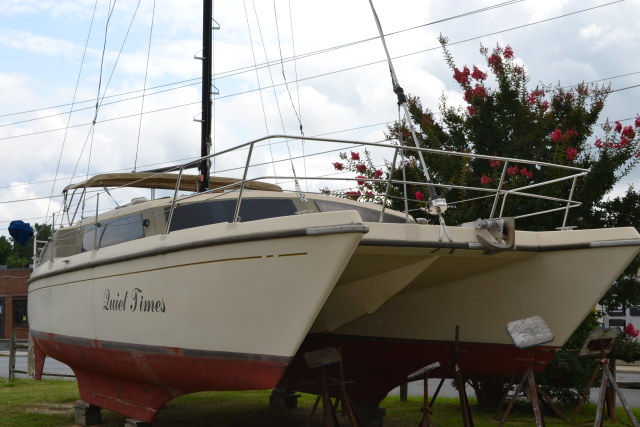 Used Sail Catamaran for Sale 1986 Quest 33CS Boat Highlights